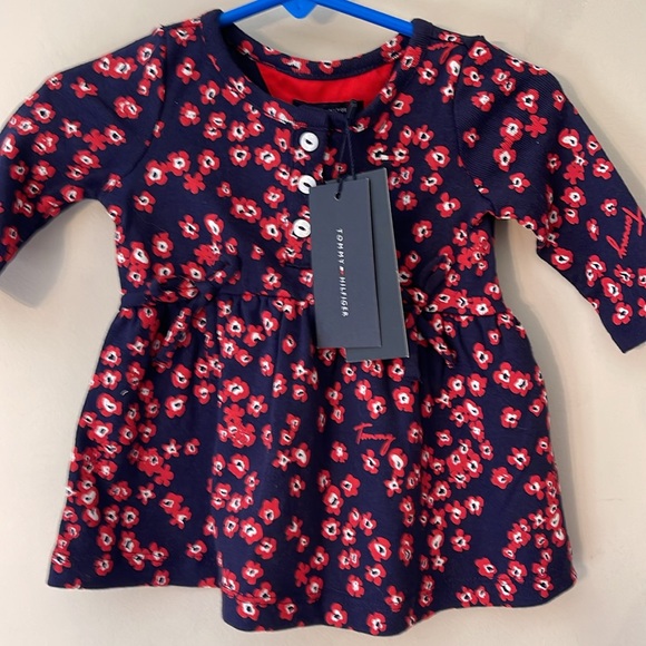 Tommy Hilfiger 3-6 mos Infant - Baby Dress Navy Blue Red Flowers New with Tags - Picture 2 of 15